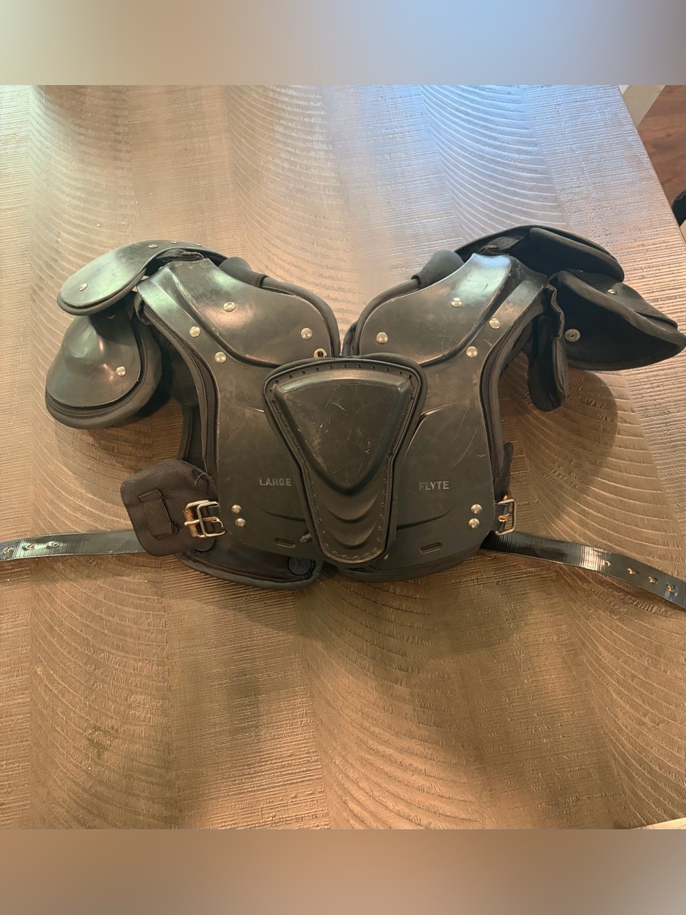 Xenith Flyte Youth Large Football Shoulder Pads Black